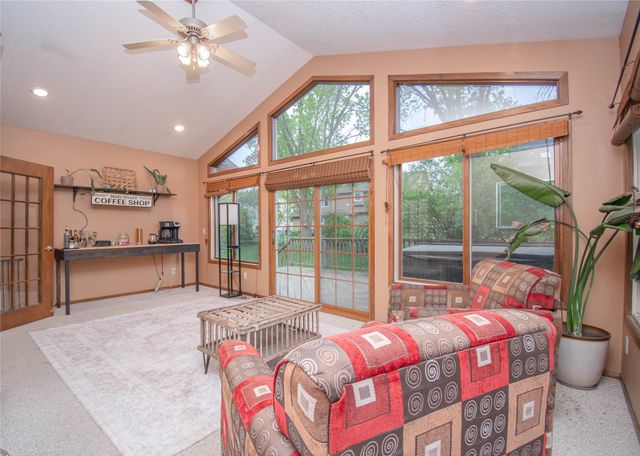 1114 NW Parkridge Drive, Ankeny, IA 50023