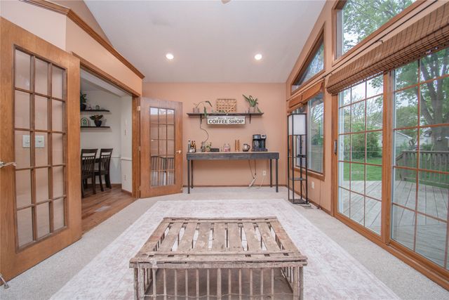 1114 NW Parkridge Drive, Ankeny, IA 50023