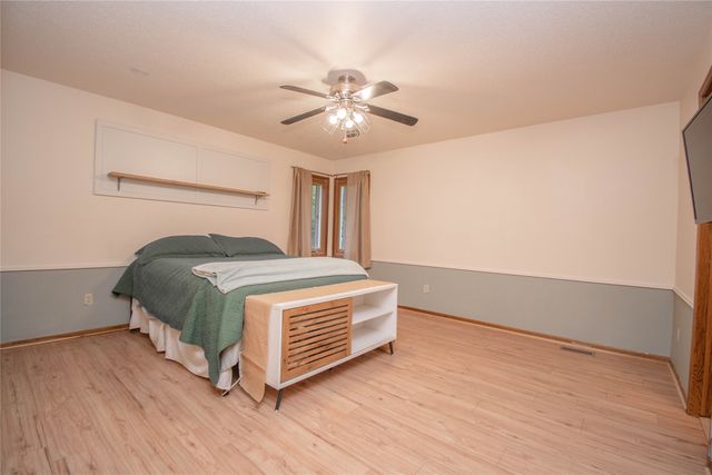 1114 NW Parkridge Drive, Ankeny, IA 50023