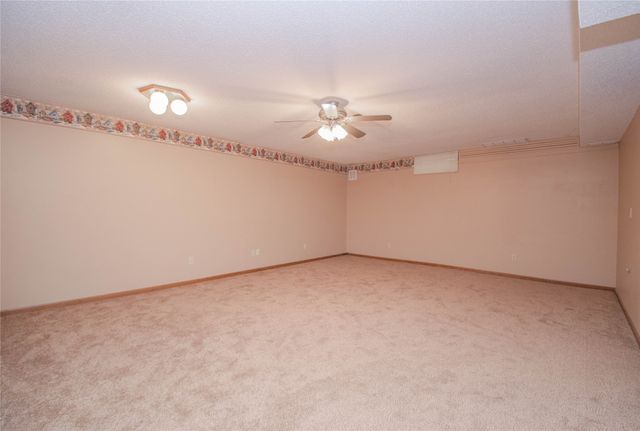 1114 NW Parkridge Drive, Ankeny, IA 50023
