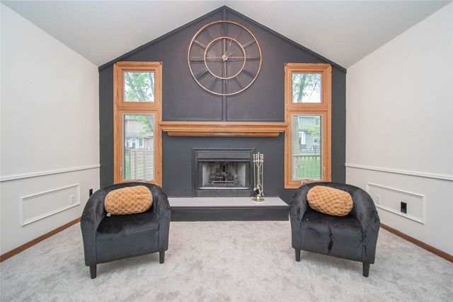 1114 NW Parkridge Drive, Ankeny, IA 50023
