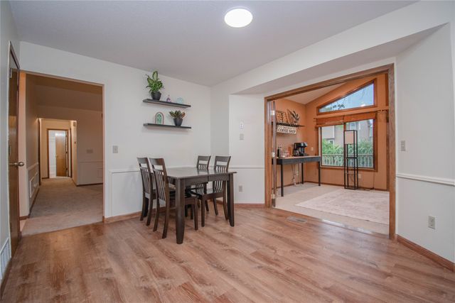 1114 NW Parkridge Drive, Ankeny, IA 50023