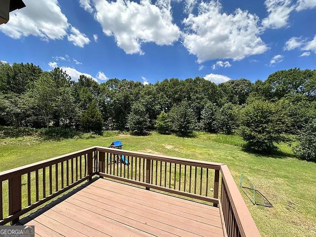 3319 Gardenside Walk, Loganville, GA 30052