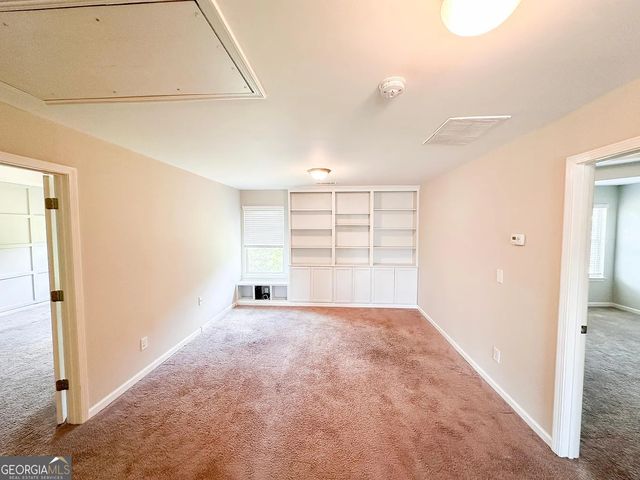 3319 Gardenside Walk, Loganville, GA 30052