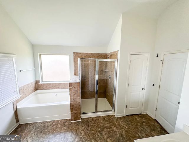 3319 Gardenside Walk, Loganville, GA 30052