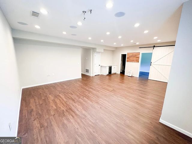 3319 Gardenside Walk, Loganville, GA 30052