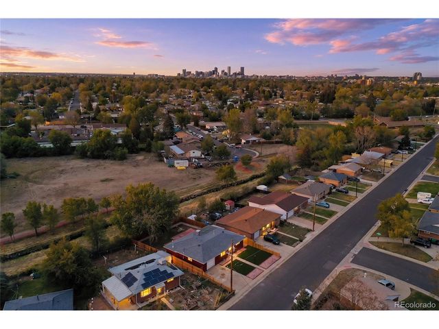 2605 W Gunnison Dr, Denver, CO 80219