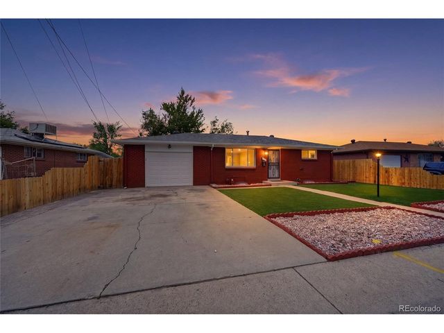 2605 W Gunnison Dr, Denver, CO 80219