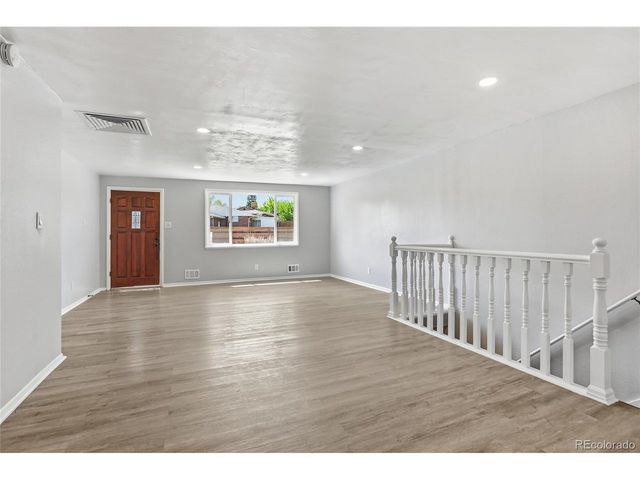2605 W Gunnison Dr, Denver, CO 80219