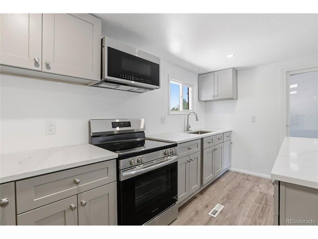 2605 W Gunnison Dr, Denver, CO 80219