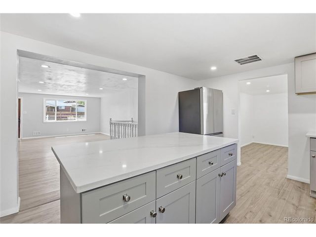 2605 W Gunnison Dr, Denver, CO 80219