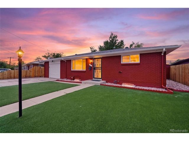 2605 W Gunnison Dr, Denver, CO 80219