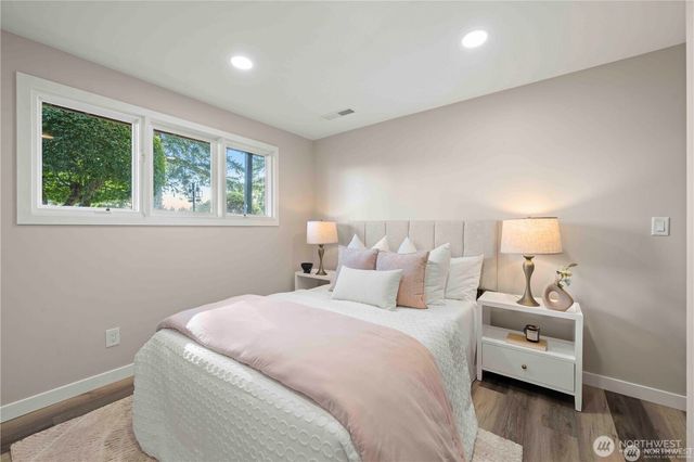 2804 179th Avenue E, Lake Tapps, WA 98391