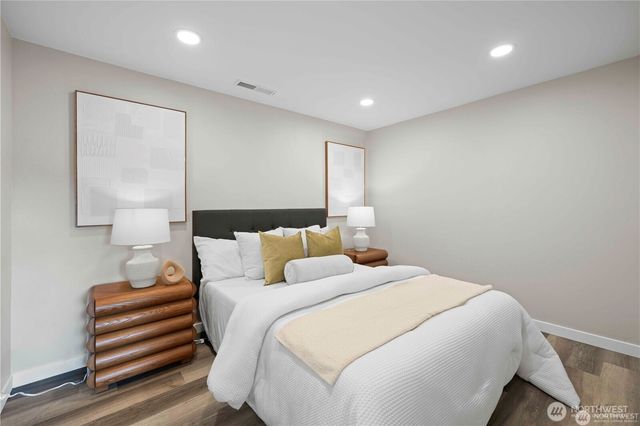 2804 179th Avenue E, Lake Tapps, WA 98391