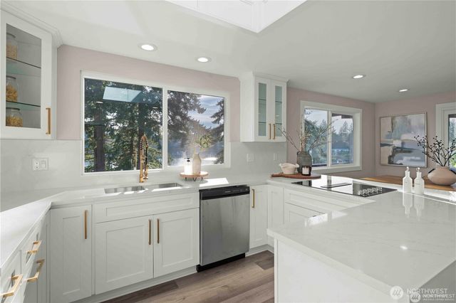 2804 179th Avenue E, Lake Tapps, WA 98391