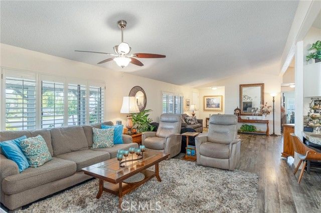 38124 Calle Amigable, Murrieta, CA 92563