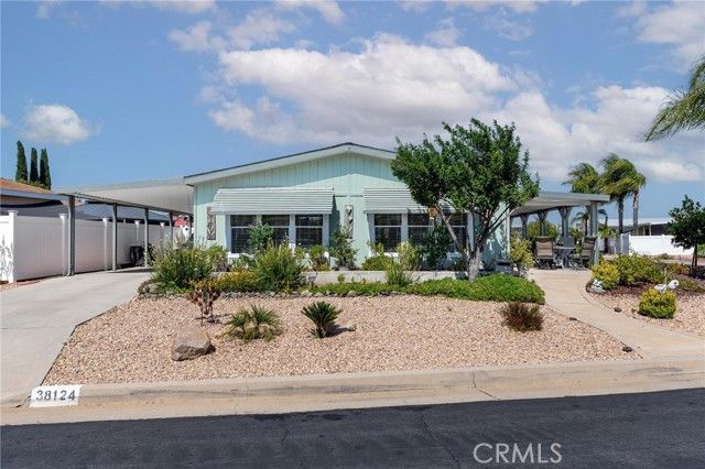 38124 Calle Amigable, Murrieta, CA 92563