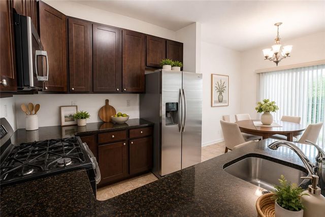 231 Snapdragon Way, Upper Macungie Twp, PA 18104