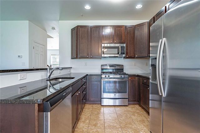 231 Snapdragon Way, Upper Macungie Twp, PA 18104