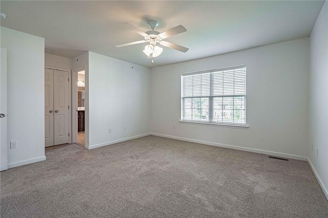 231 Snapdragon Way, Upper Macungie Twp, PA 18104