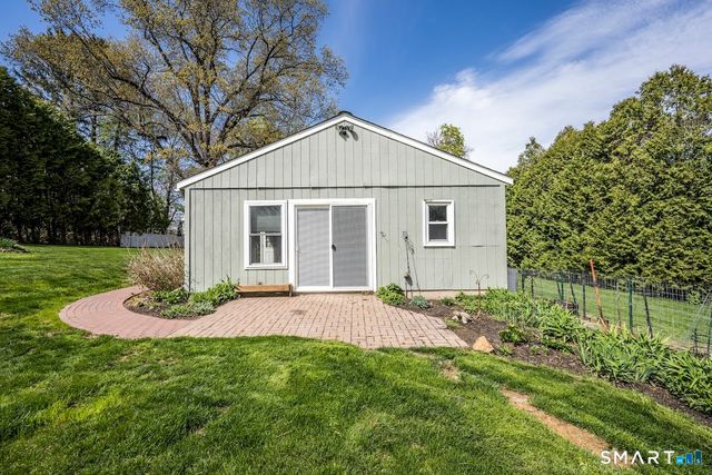 53 Cedar Street, Middlefield, CT 06481