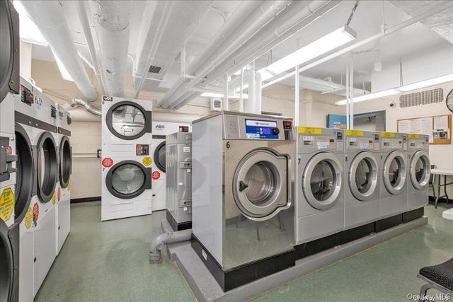 4310 Kissena Boulevard 2B, Flushing, NY 11354