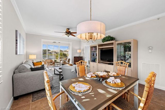 2295 Carrington CT 1-101, Naples, FL 34109