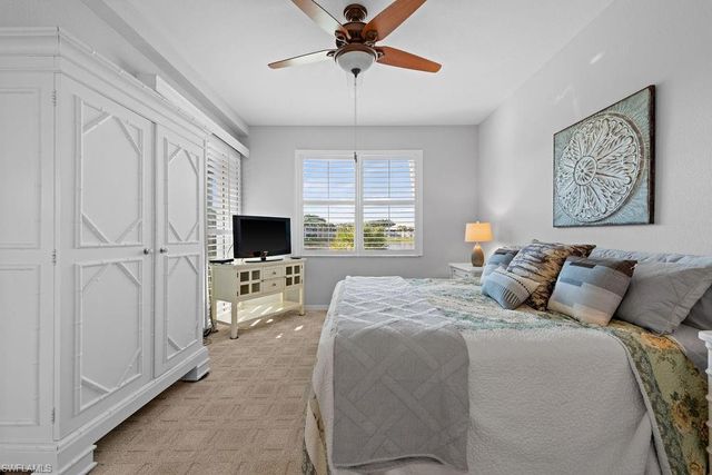 2295 Carrington CT 1-101, Naples, FL 34109