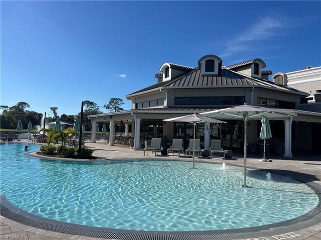 2295 Carrington CT 1-101, Naples, FL 34109