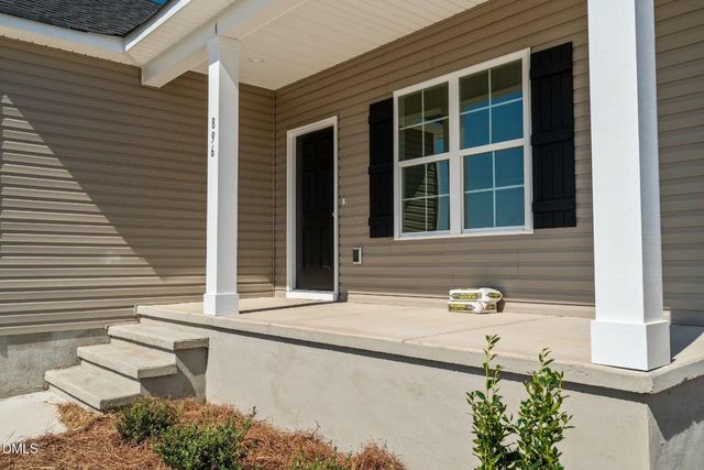 66 Ravenwind Lane, Lillington, NC 27546