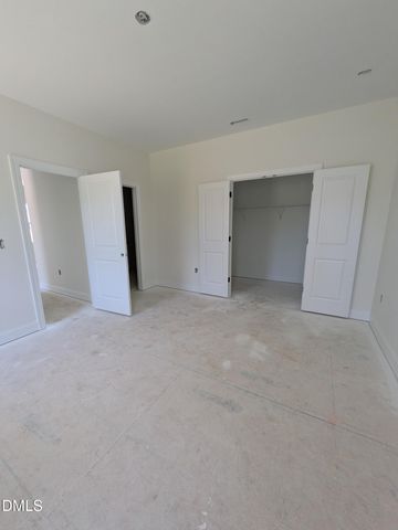 66 Ravenwind Lane, Lillington, NC 27546