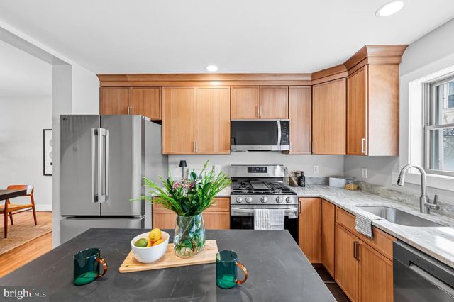 1906 S 12TH ST, Philadelphia, PA 19148