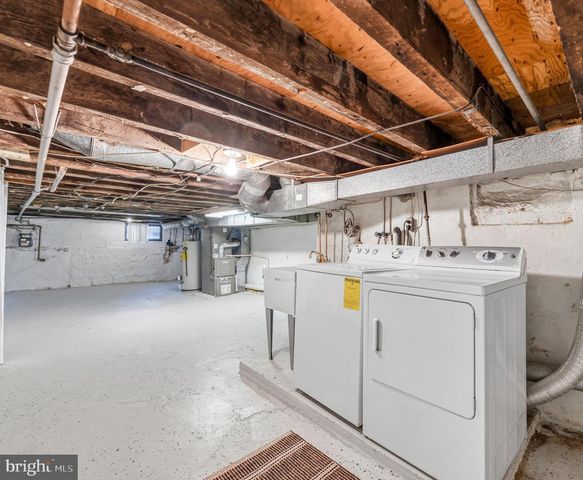 1906 S 12TH ST, Philadelphia, PA 19148