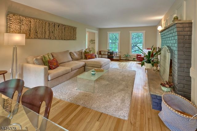 119 Turtleback Rd, Washington Twp., NJ 07830