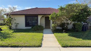 555 HUNTER CIRCLE, Kissimmee, FL 34758