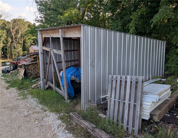 14255 Pleasant Ridge Road, Rogers, AR 72756