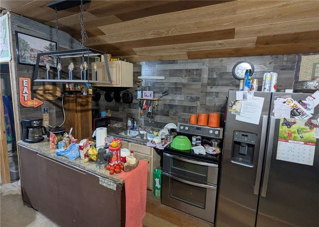 14255 Pleasant Ridge Road, Rogers, AR 72756