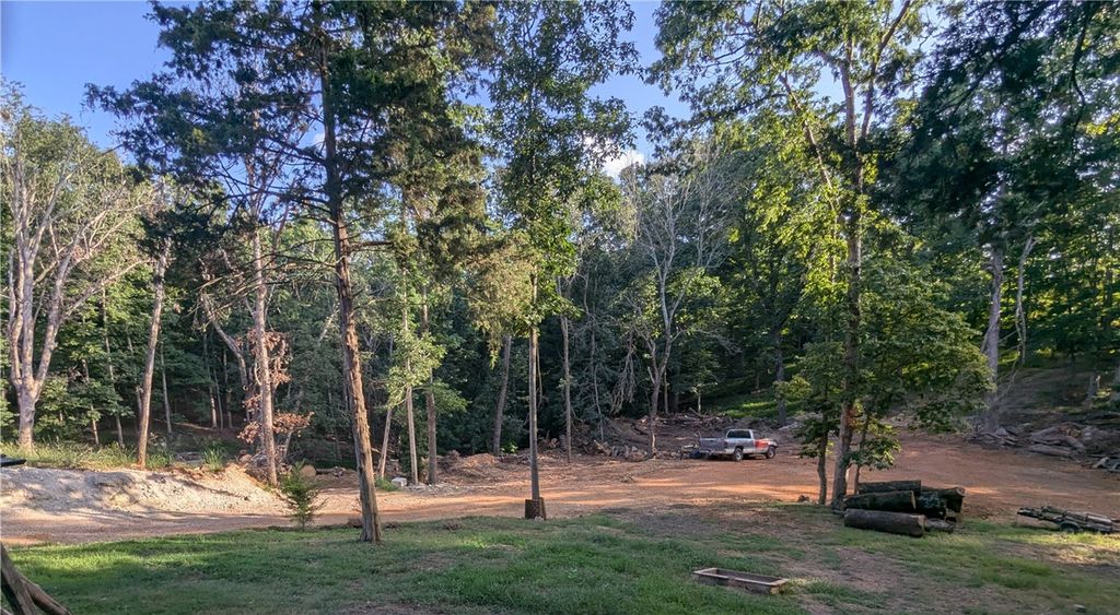 14255 Pleasant Ridge Road, Rogers, AR 72756