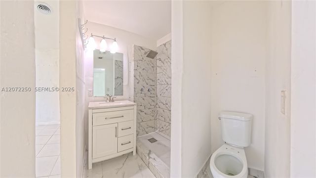 753 SW 2nd St, Dania Beach, FL 33004