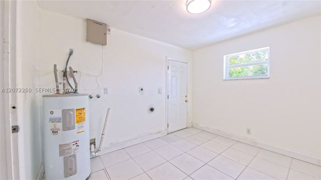 753 SW 2nd St, Dania Beach, FL 33004