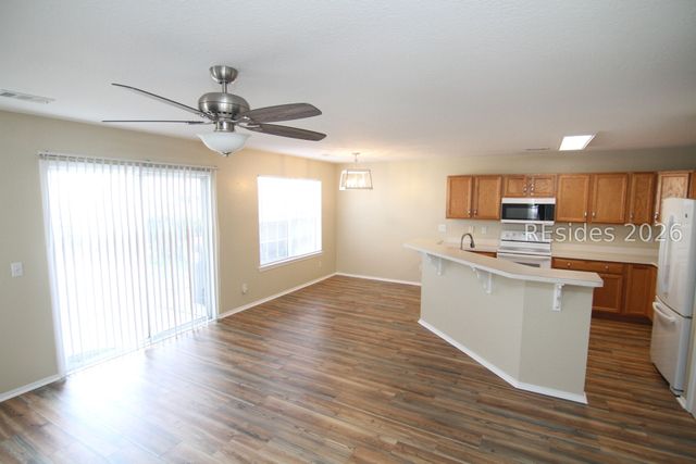 415 Lake Park Way, Okatie, SC 29909