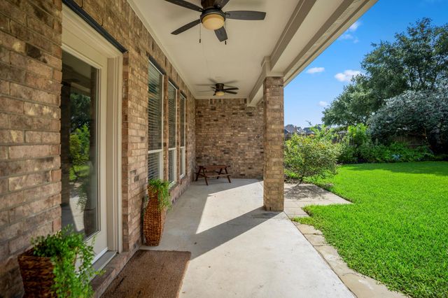 21007 Twisted Leaf Drive, Cypress, TX 77433
