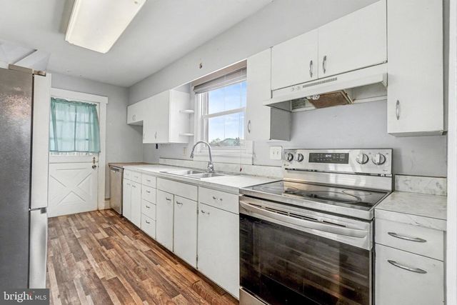 543 MARKET ST, Millersburg, PA 17061