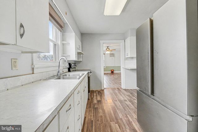 543 MARKET ST, Millersburg, PA 17061