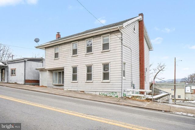 543 MARKET ST, Millersburg, PA 17061