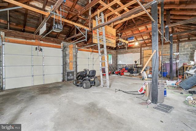 543 MARKET ST, Millersburg, PA 17061