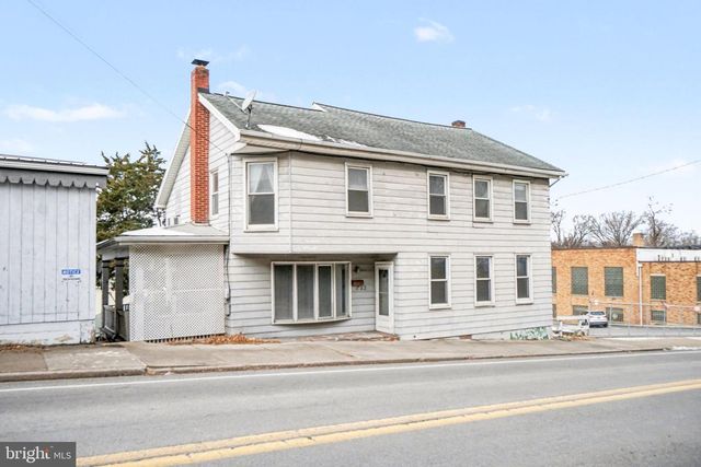 543 MARKET ST, Millersburg, PA 17061