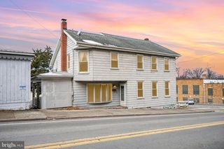 543 MARKET ST, Millersburg, PA 17061