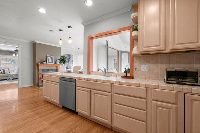 801 Monica Lane, Campbell, CA 95008