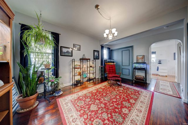 1059 Waggoner Avenue, Evansville, IN 47714